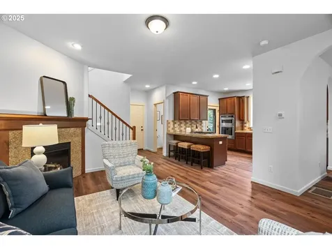 905 SW Mozart Terrace Portland OR 97225