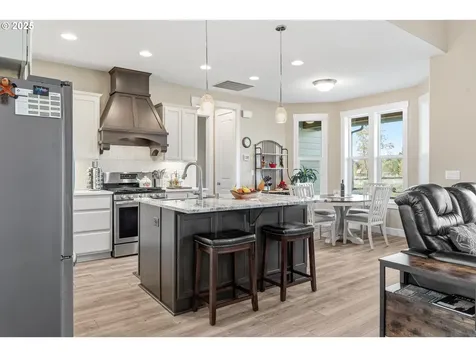 3316 NE 369th Street La Center WA 98629