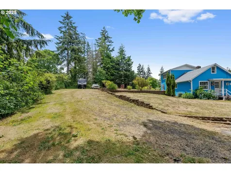 1033 Ohio Avenue North Bend OR 97459