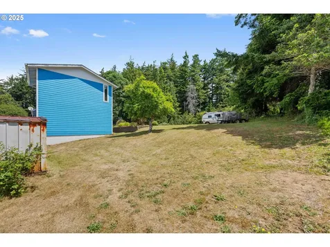 1033 Ohio Avenue North Bend OR 97459