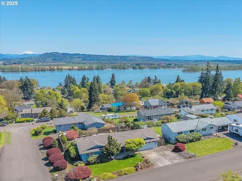 1870 7th Street Columbia City OR 97018