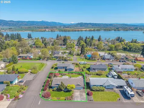 1870 7th Street Columbia City OR 97018