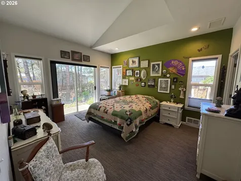 2013 Royal Saint George Drive Florence OR 97439
