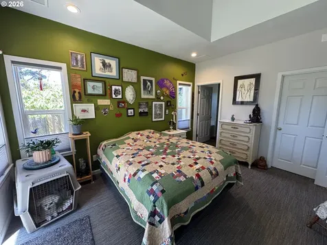 2013 Royal Saint George Drive Florence OR 97439