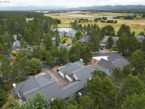 2013 Royal Saint George Drive Florence OR 97439