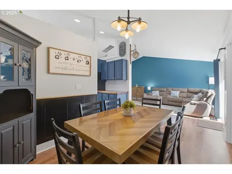 701 SE Juniper Avenue Dallas OR 97338