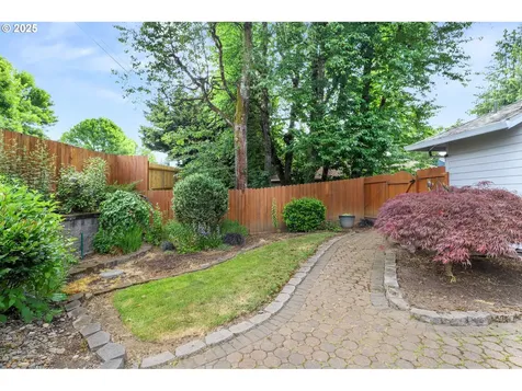 16010 NE 27th Circle Vancouver WA 98684