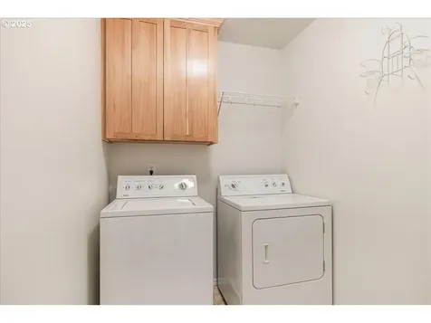 2104 NE 180th Place Vancouver WA 98684