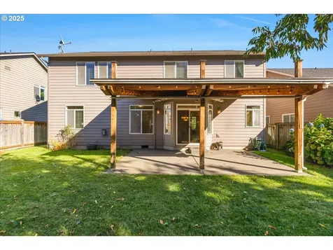 2104 NE 180th Place Vancouver WA 98684