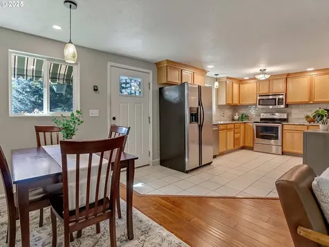 1005 NW 2nd Street Mcminnville OR 97128