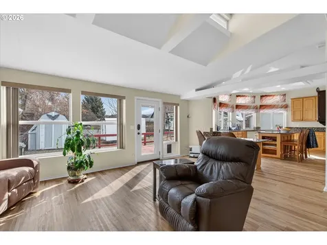 2248 Oak Street Baker City OR 97814