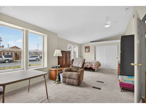 2248 Oak Street Baker City OR 97814