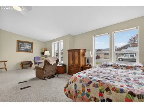 2248 Oak Street Baker City OR 97814
