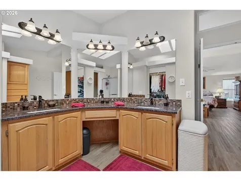 2248 Oak Street Baker City OR 97814