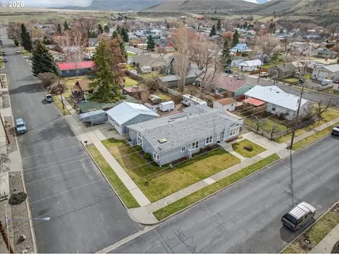 2248 Oak Street Baker City OR 97814