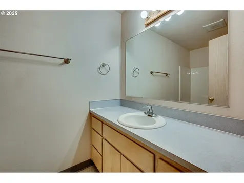 9120 NE 54th Street Vancouver WA 98662