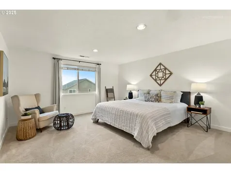 15561 Broken Top Avenue Sandy OR 97055
