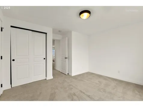 15561 Broken Top Avenue Sandy OR 97055