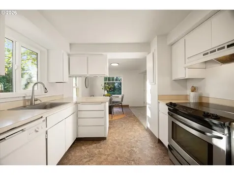 3444 SE Rockwood Street Milwaukie OR 97222