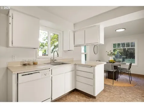 3444 SE Rockwood Street Milwaukie OR 97222