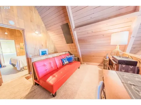 1420 NW 20th Street Lincoln City OR 97367