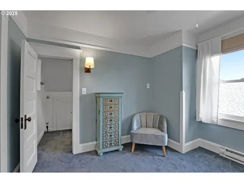 4405 NE 34th Avenue Portland OR 97211