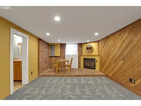 4405 NE 34th Avenue Portland OR 97211