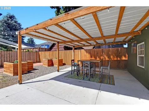4405 NE 34th Avenue Portland OR 97211
