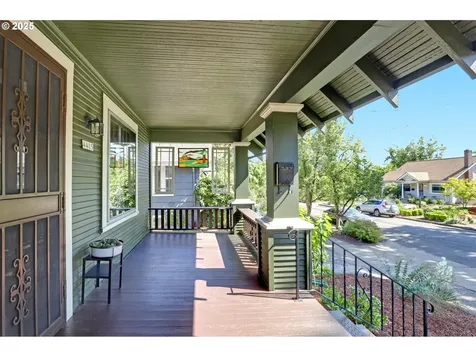 4405 NE 34th Avenue Portland OR 97211