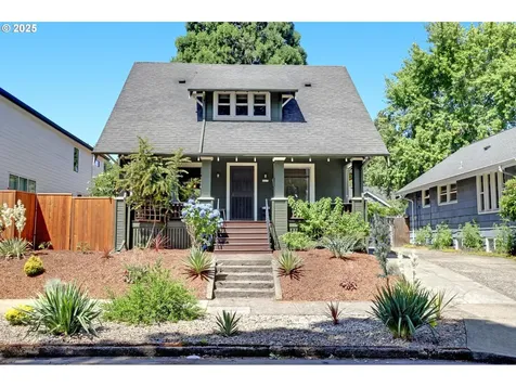 4405 NE 34th Avenue Portland OR 97211