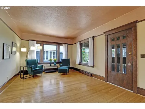 4405 NE 34th Avenue Portland OR 97211