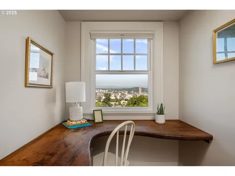 418 NW Albemarle Terrace Portland OR 97210