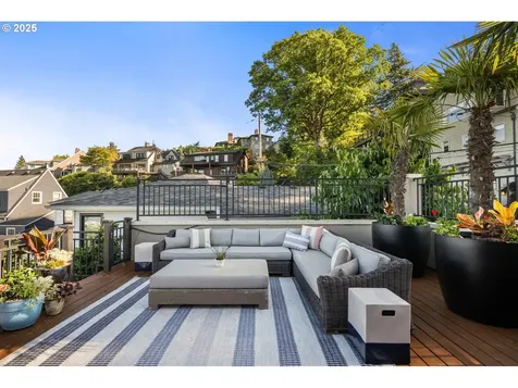418 NW Albemarle Terrace Portland OR 97210
