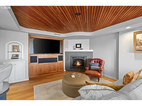 418 NW Albemarle Terrace Portland OR 97210