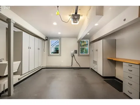 418 NW Albemarle Terrace Portland OR 97210