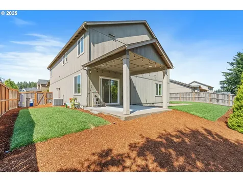 2558 NW White Oak Avenue Albany OR 97321