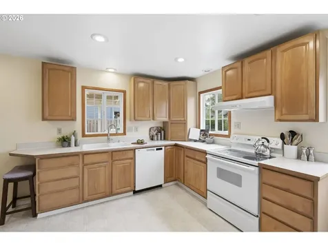 6600 SE 57th Avenue Portland OR 97206