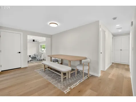 288 Suburban Avenue Eugene OR 97404