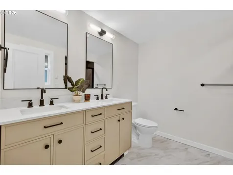 288 Suburban Avenue Eugene OR 97404