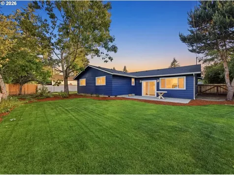 288 Suburban Avenue Eugene OR 97404