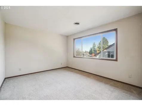 126 SW 5th Street Gresham OR 97080