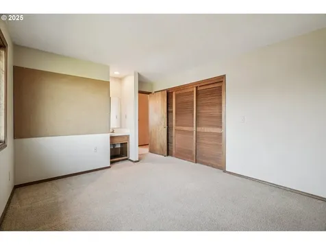 126 SW 5th Street Gresham OR 97080