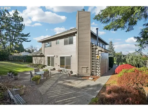 126 SW 5th Street Gresham OR 97080