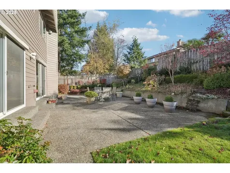126 SW 5th Street Gresham OR 97080