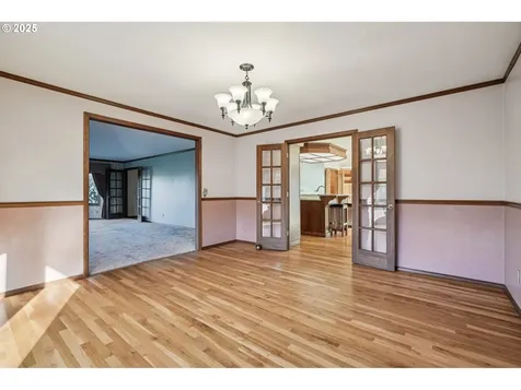126 SW 5th Street Gresham OR 97080