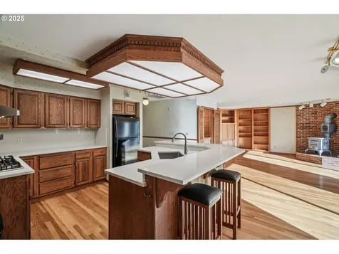 126 SW 5th Street Gresham OR 97080
