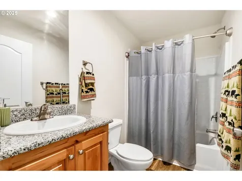 130 Gates Hill Road Gates OR 97346
