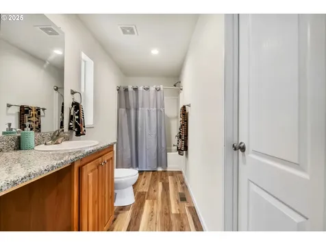 130 Gates Hill Road Gates OR 97346