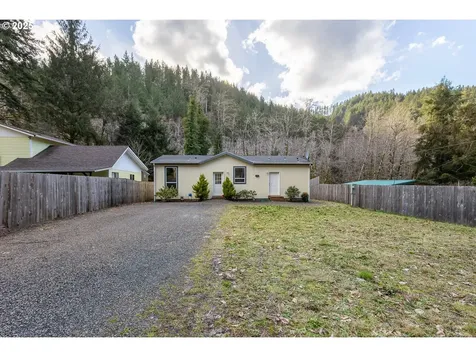 258 N New Bridge Road Otis OR 97368