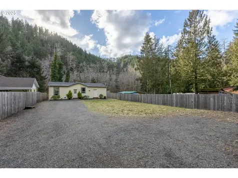 258 N New Bridge Road Otis OR 97368